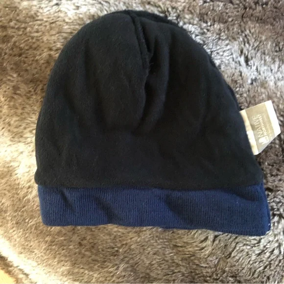 Native Northwest Embroidered torque featuring artwork by indigenous artists - Picture 4 of 6